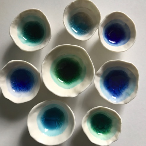Small pinch bowls with glass, various colours £4.50 or 3 for £12